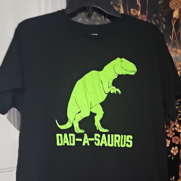 Nwot Place Black and Green T-Rex Graphic Tee - Picture 1 of 1
